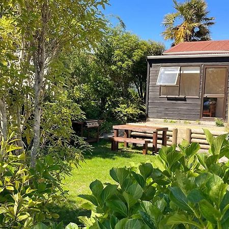 Parapara Beachside Gem - Cosy Chalet מראה חיצוני תמונה