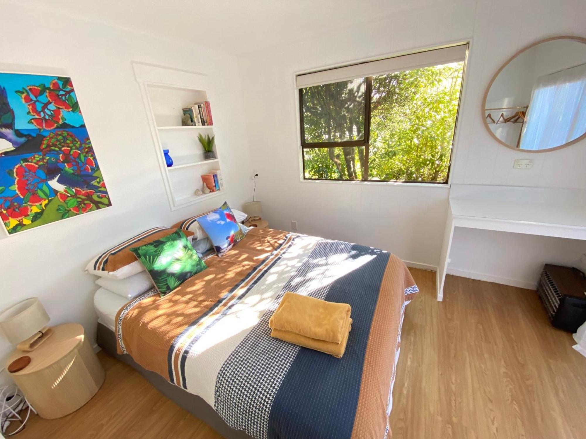 Parapara Beachside Gem - Cosy Chalet מראה חיצוני תמונה